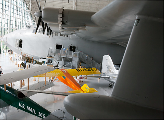Huges Aircraft pictures spruce goose H-4 Hercules