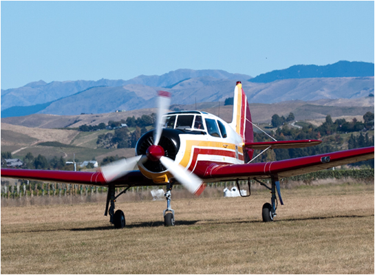 Yak 18 Russian aeroplane pictures