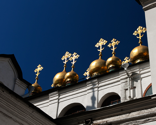 moscow kremlin roof line